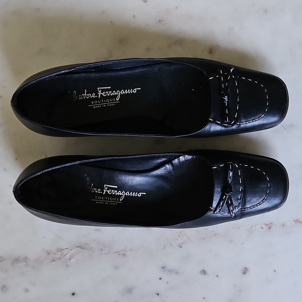 SALVATORE FERRAGAMO: Black Leather Block Heel Square Bow Shoes